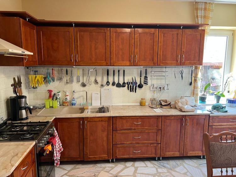 Casă tip duplex, de vanzare, cu 10 camere, 365 mp, zona Libertatii