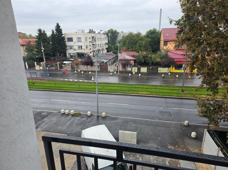 APARTAMENT 3 CAMERE , TRIPAN , INCALZIRE PARDOSEALA, STRADAL SOS GIURGIULUI