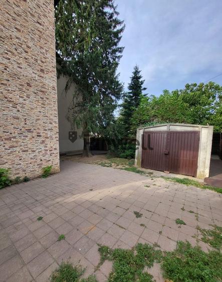 Vila 6 camere -de vanzare -Tunari