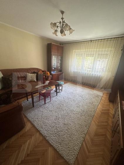 Apartament de vanzare cu 3 camere, 67 mp, zona Micro 16