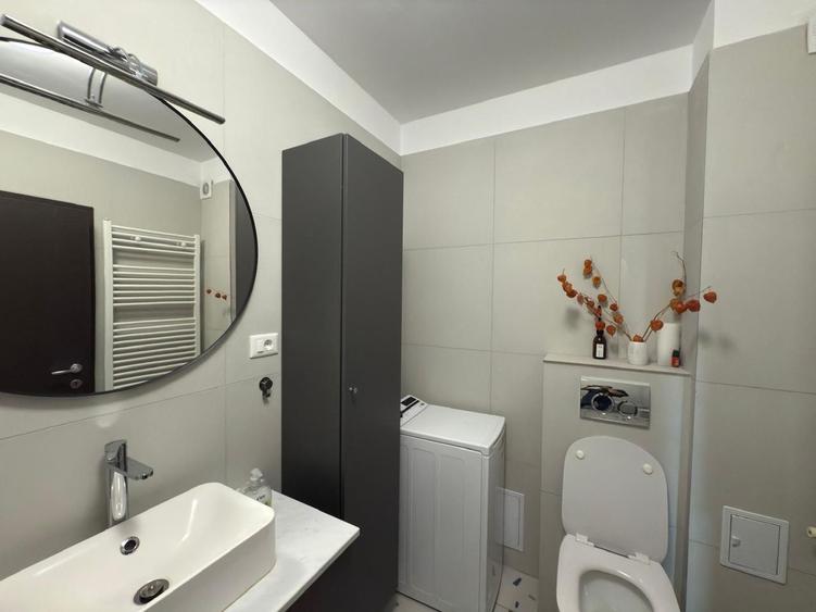 Apartament spatios cu 2 camere | 60 MP + Balcon de 13 MP | Buna Ziua