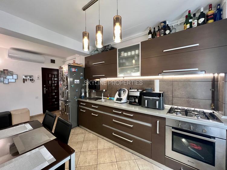 De vânzare | Apartament 3 camere | Semicentral | Etaj 7 | 2 băi | 2 balcoane - 6