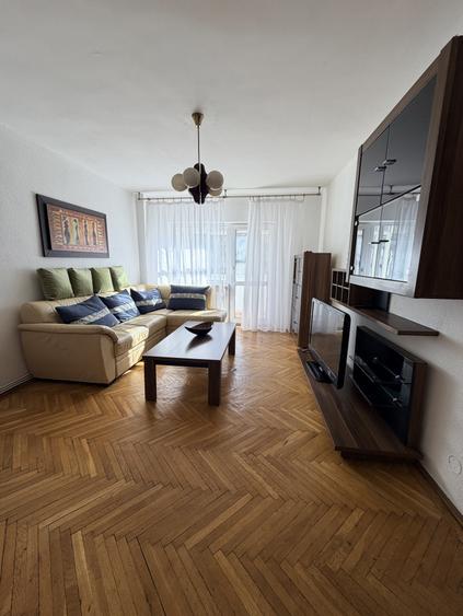 Apartament 4 camere decomandat, 77 mp, zona Gradina Botanica