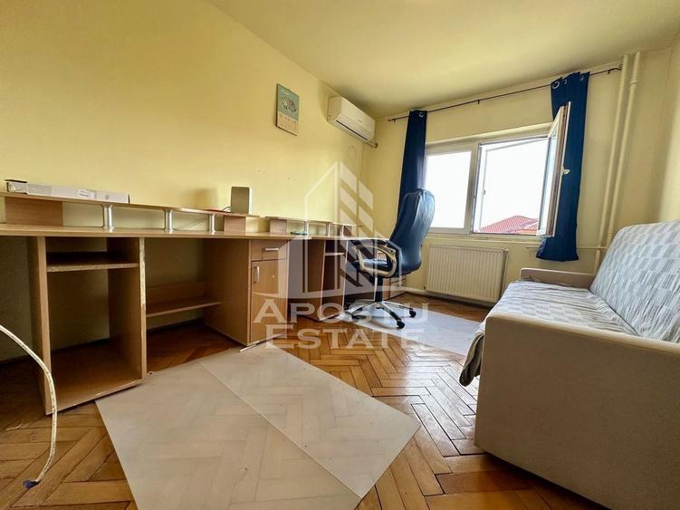 Apartament cu 3 camere de vanzare, centrala, zona Soarelui, Timisoara