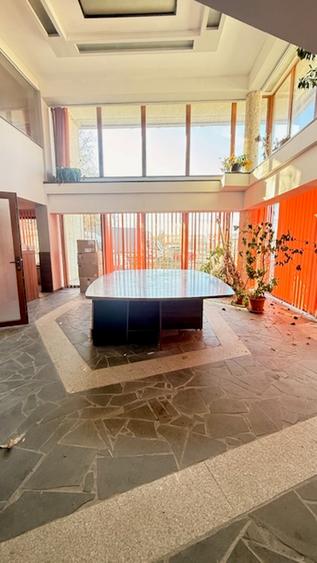 Zona Eminescu HALA 451 mp + caldire birouri 154 mp, teren 2000mp!