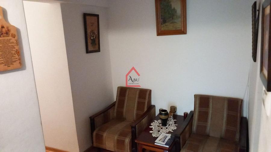 Apartament cu 3 camere, Decomandat, Zona Pacurari