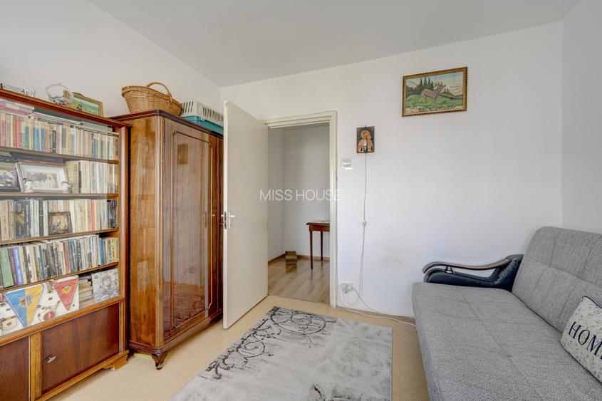 Apartament 3 camere decomandat, Titan, 1 Decembrie - 4