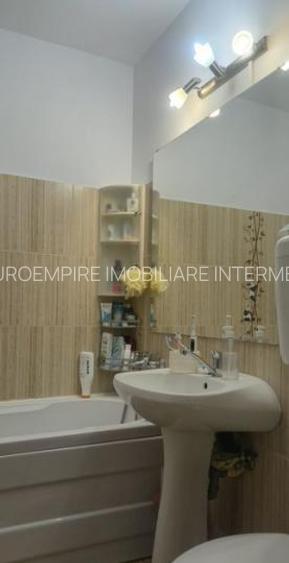 Apartament 4 camere de vanzare zona Tomis Nord - 8