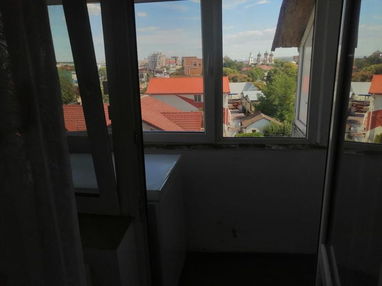 Ap 3 camere, 90 mp, bloc din 1989, mobilat și utilat, 2 bai, 2 balcoane