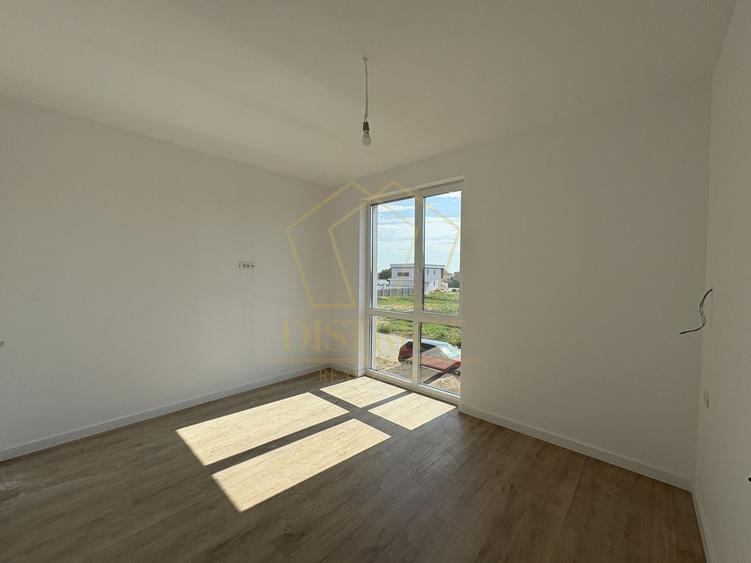Apartament cu 2 camere si curte 45mp | Mosnita Noua