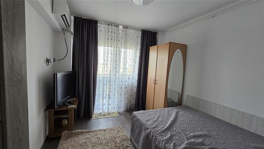 Berceni-Oltenitei-Piata Sudului apartament 4 camere, mobilat si utilat.