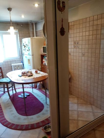 Apartament 3 camere de vanzare zona Tineretului - Timpuri Noi metrou negociabil