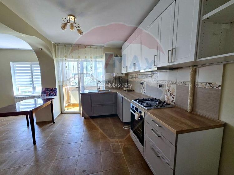 Apartament cu 3 camere de vânzare, parcare– Șesul de Sus, Florești - 4