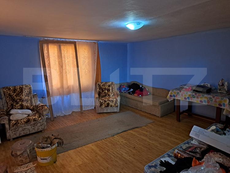 Casa cu o camera, 60 mp, in apropiere de Brad