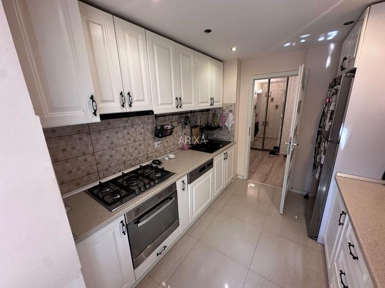 3 CAMERE | 70 MP | BABA NOVAC | RENOVAT MODERN | MOBILAT & UTILAT