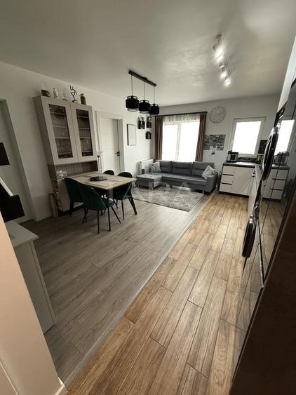 Apartament 3 camere, etaj intermediar – Florești.