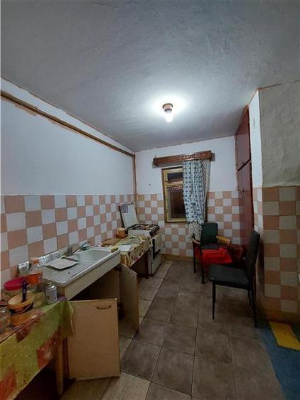 Apartament decomandat, parter, Podgoria