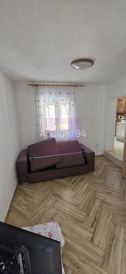 Casa cu 4 camere de vanzare in Campina