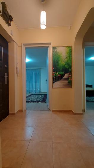 Apartament 2 camere, decomandat, et 3, PRIMA INCHIRIERE Salajan Metrou