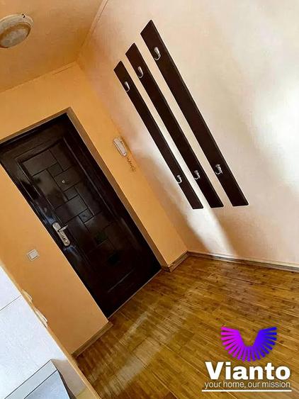 Apartament 2 camere de vanzare zona Mediu