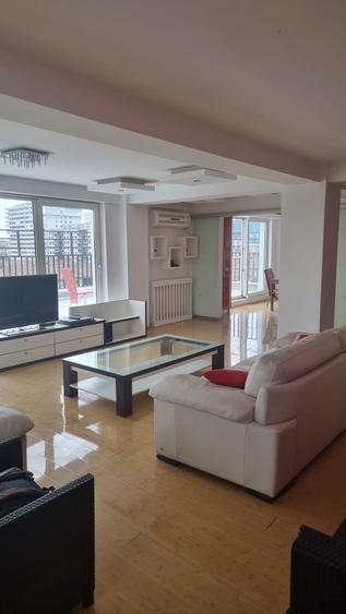 Apartament 3 camere tip penthouse de inchiriat - Libertătii, etaj 7