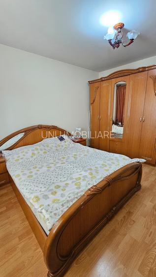 3 camere decomandat 2 bai bloc 1991 zona Lunca Cetatuii - 3