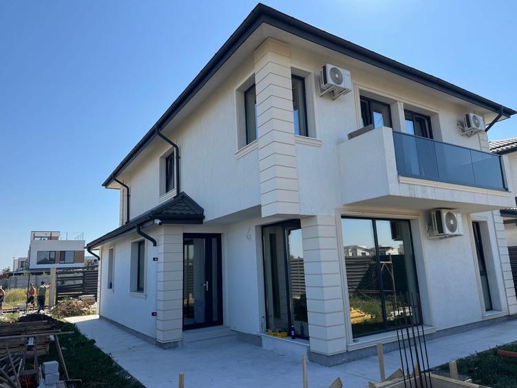 Vila Tunari ECO, POMPA de caldura si PANOURI Fotovoltaice si GARAJ