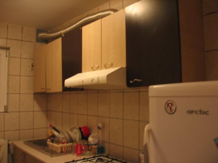 Agentie imobiliara-Camera cu chirie, la 10 minute de metrou Aparatorii Patriei