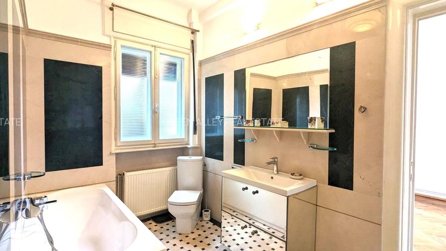 Apartament cu 6 camere si terasa, in vila Art Deco, in Capitale! - 14