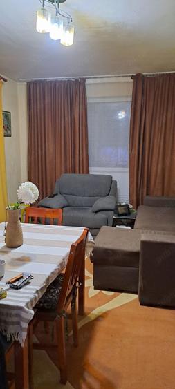 3 camere Liceul Teoretic Eugen Lovinescu