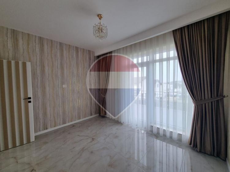 De închiriat casă cu 5 camere, în zona Dealuri Oradea