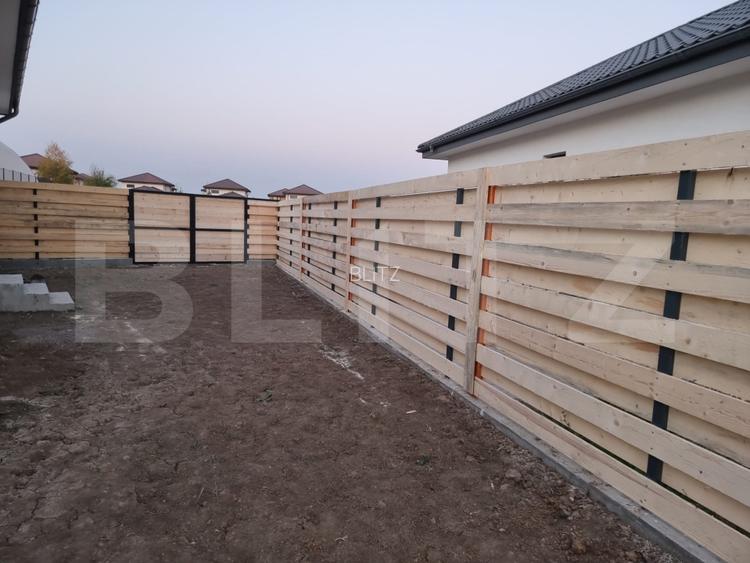 Casă parter de vânzare, 106 mp, teren 468 mp, zona Crevedia - 5