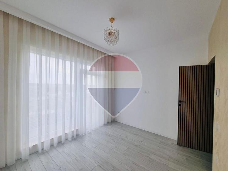 De închiriat casă cu 5 camere, în zona Dealuri Oradea