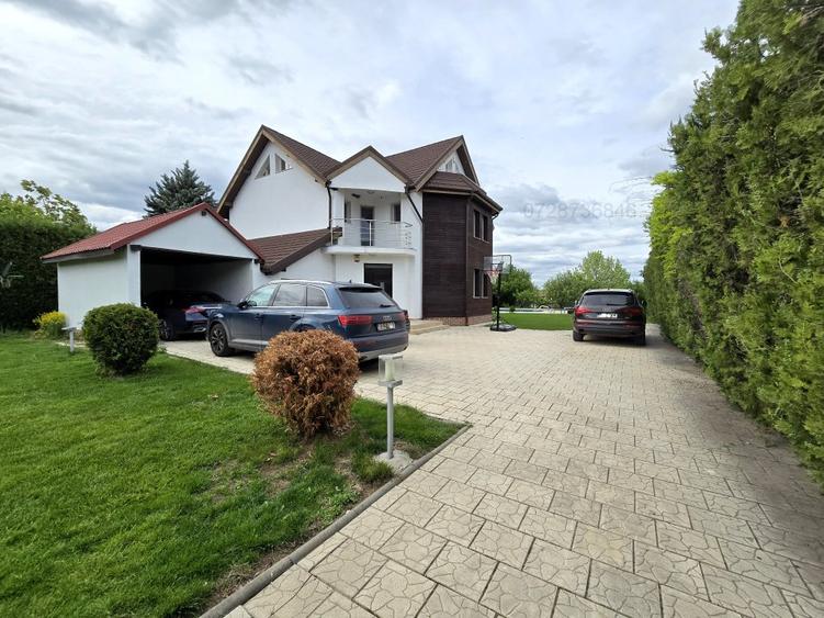 Corbeanca, vila superba, 2083 mp teren cu iesire la lac si drept de agrement