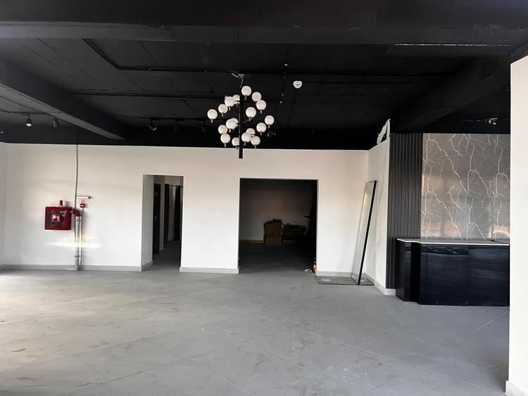 De vânzare | Spațiu Comercial | 89,1 mp | Str. Lombului | Parcări | Vitrină