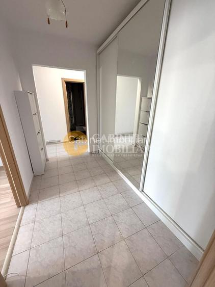 2 Camere Decomandat - 52MP - Rond Podu Ros - Fara Risc - 13
