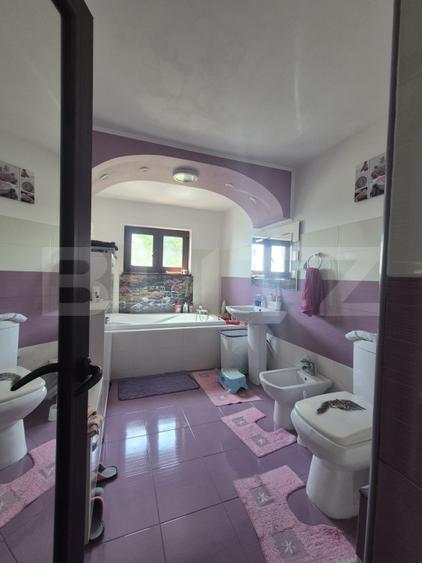 Casa de vanzare, 240 mp, zona Vanatori