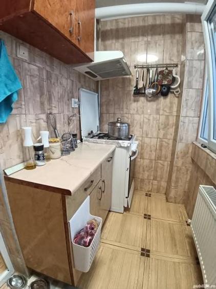Apartament cu 2 camere de vânzare, decomandat, zona KM 5