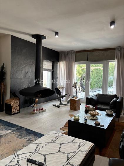Vila impresionanta de vanzare, zona Lunei - 30