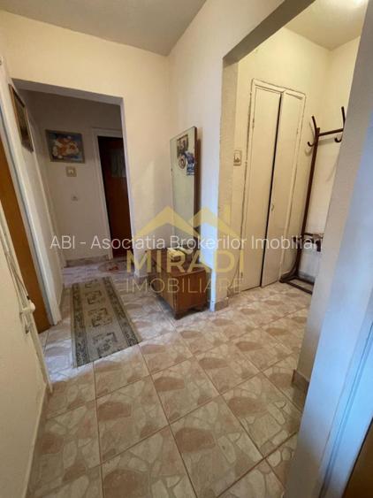 Vanzari Apartamente 2 Camere Sinaia - 9