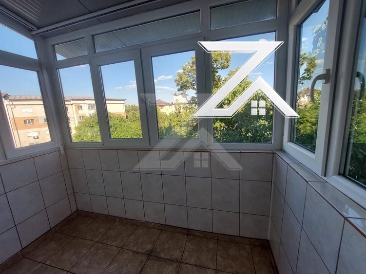 Apartament 3 camere de vânzare – Semidecomandat, Cl. Severinului