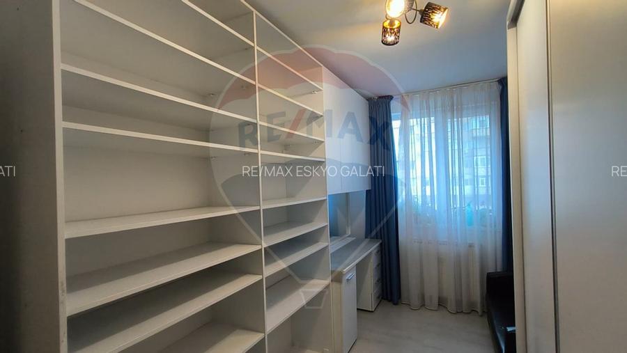 Apartament cu 3 camere de închiriat în Micro 19 Galați - 15