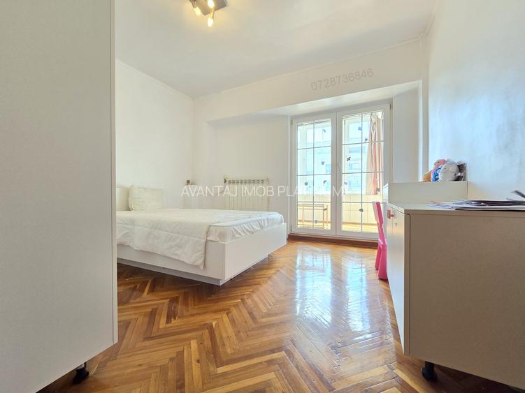 Metrou Piata Unirii - Coposu - Sfanta Vineri, bloc 1990 - 10