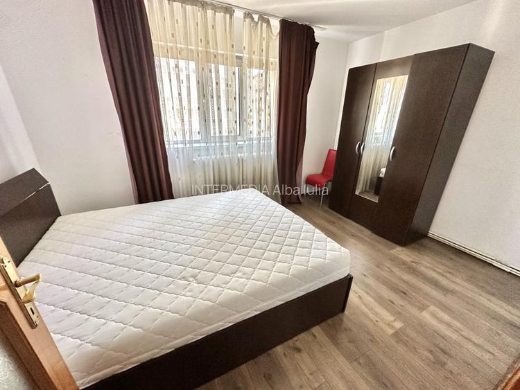 APARTAMENT 3 CAMERE I DE VANZARE I ETAJ 1 I CETATE I MOBILAT I - 3