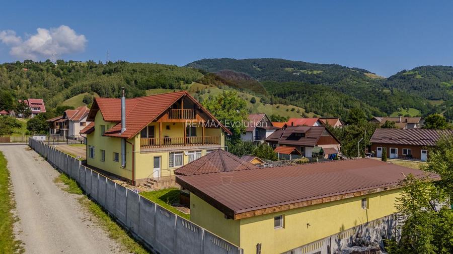 COMISION 0%| VILA 10 CAMERE | PRIVELISTE SPECTACULOASA | 1.074MP TEREN - 12