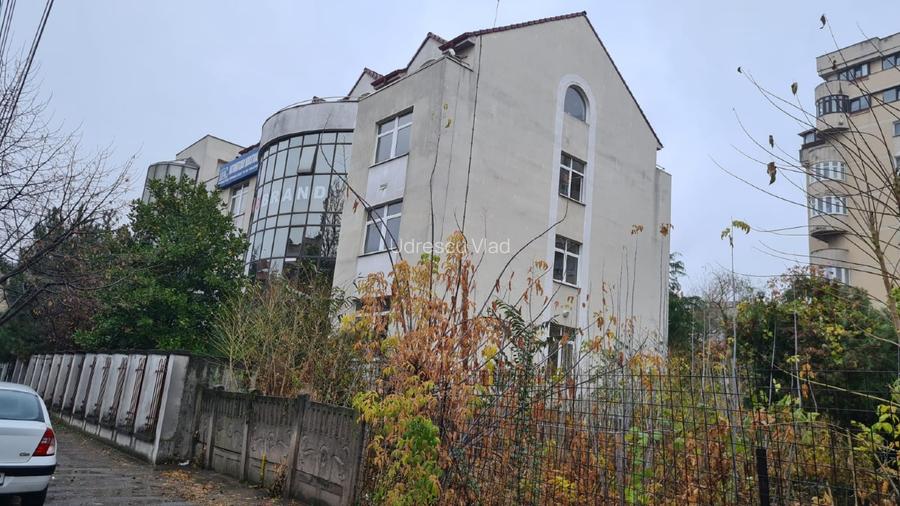 Direct Proprietar ofera spre vanzare cladire de birouri in centrul Craiovei - 2