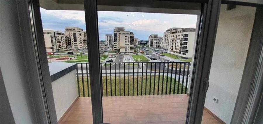 Inchiriem Apartament 2 Camere, Modern, Studio, Tractorul - 10