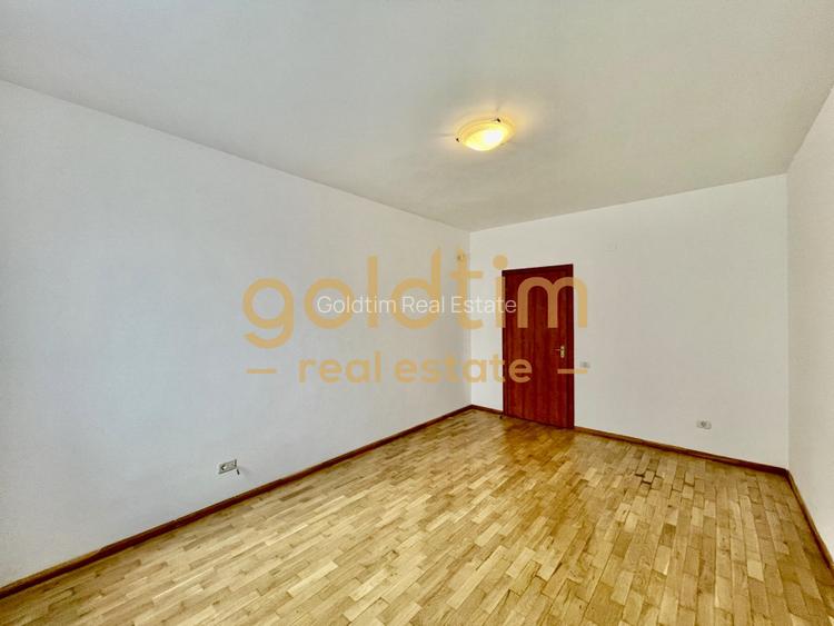 VILA INDIVIDUALA/PISCINA/ GARAJ - 45