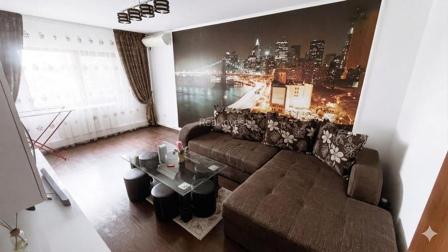 Inchiriere apartament 3 camere mobilat si utilat premium etaj 2 - 2