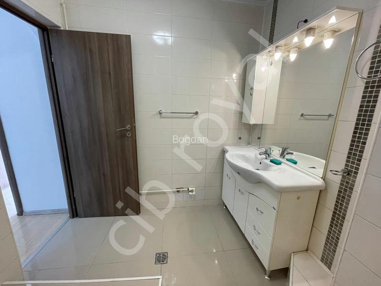 Garsoniera dubla,Universitate,langa metrou si Grand hotel,Bd. Nicolae Bălcescu - 18